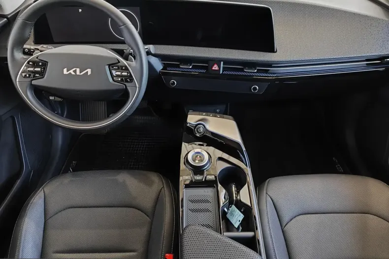 Kia EV6 din 2022 cu 33.625 km - oferta KIA225503 - foto 9