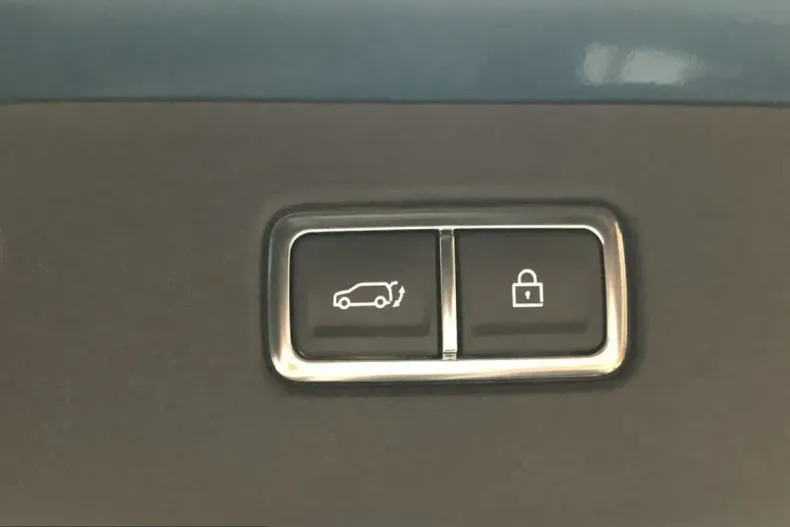 Kia EV9 din 2025 cu 22.500 km - oferta KIA225504 - foto 6
