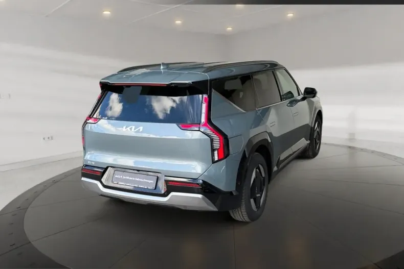 Kia EV9 din 2024 cu 18.880 km - oferta KIA225505 - foto 5