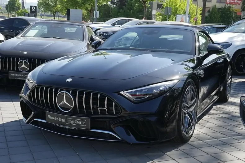 Mercedes-Benz SL 63 AMG (Clasa SL) din 2025 cu 27.228 km - oferta MER225510 - foto 1