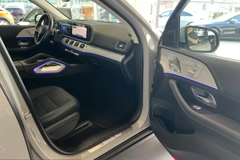 Mercedes-Benz GLE 450 (Clasa GLE) din 2023 cu 13.950 km - oferta MER225517 - foto 9