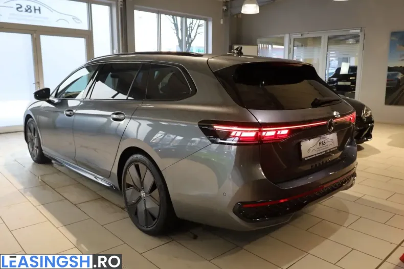 Volkswagen Passat Variant din 2025 cu 28.222 km - oferta VOL225519 - foto 3