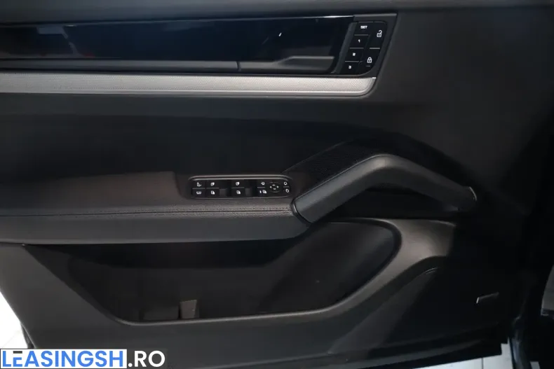 Porsche Cayenne din 2024 cu 21.222 km - oferta POR225520 - foto 7