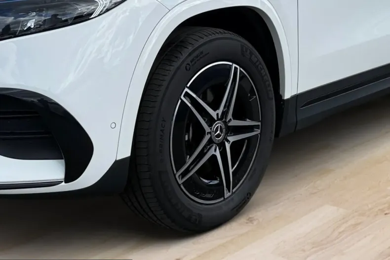 Mercedes-Benz EQA din 2025 cu 6.004 km - oferta MER225521 - foto 5