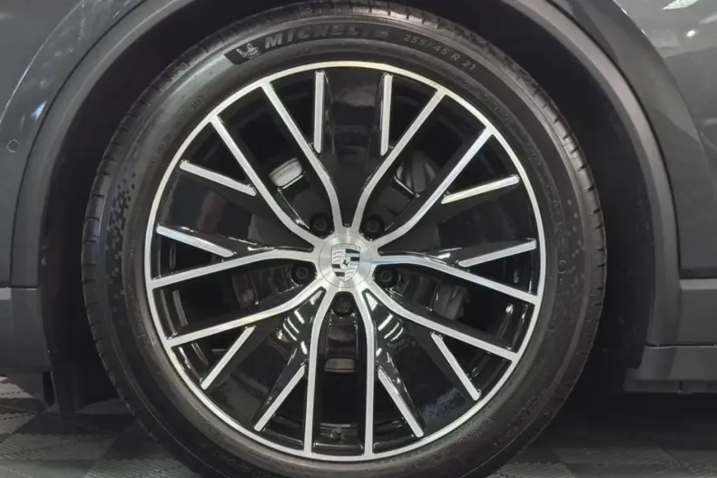 Porsche Macan din 2024 cu 9.989 km - oferta POR225525 - foto 11
