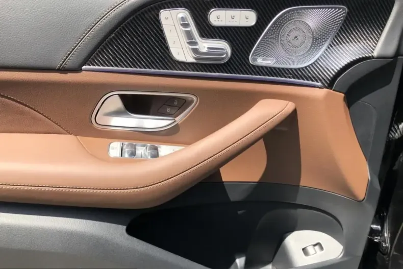 Mercedes-Benz GLE 53 AMG (Clasa GLE) din 2025 cu 17.760 km - oferta MER225526 - foto 15