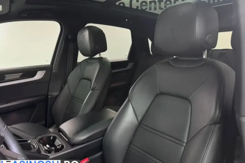 Porsche Cayenne din 2024 cu 33.712 km - oferta POR225527 - foto 10