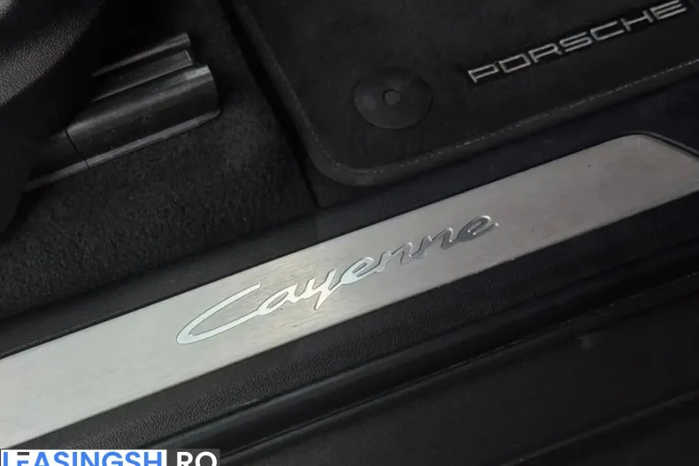 Porsche Cayenne din 2024 cu 33.712 km - oferta POR225527 - foto 11