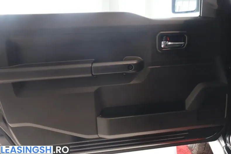 Suzuki Jimny din 2023 cu 23.620 km - oferta SUZ225528 - foto 9