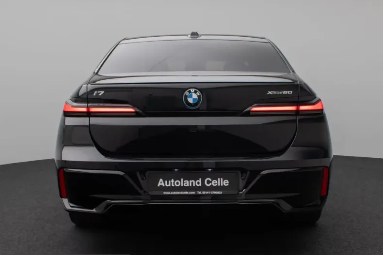 BMW i7 (Seria 7) din 2023 cu 23.029 km - oferta BMW225529 - foto 2