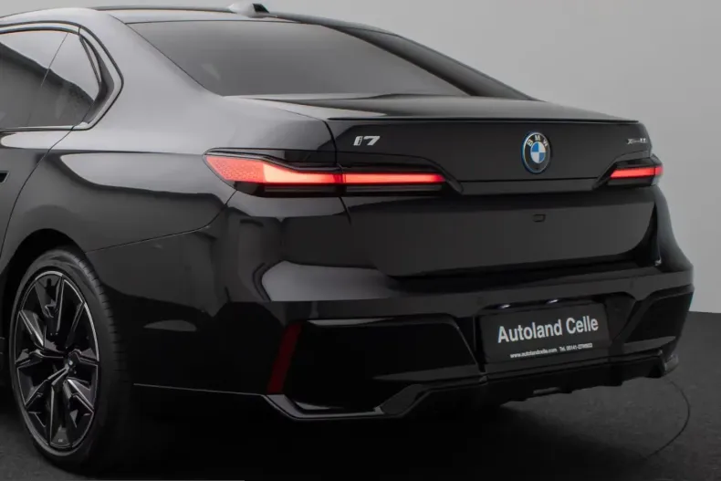 BMW i7 (Seria 7) din 2023 cu 23.029 km - oferta BMW225529 - foto 9