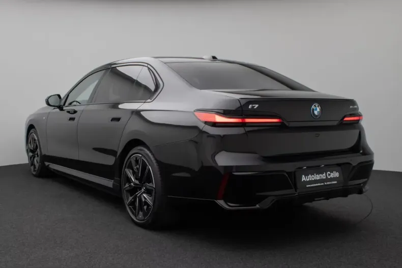 BMW i7 (Seria 7) din 2023 cu 23.029 km - oferta BMW225529 - foto 11