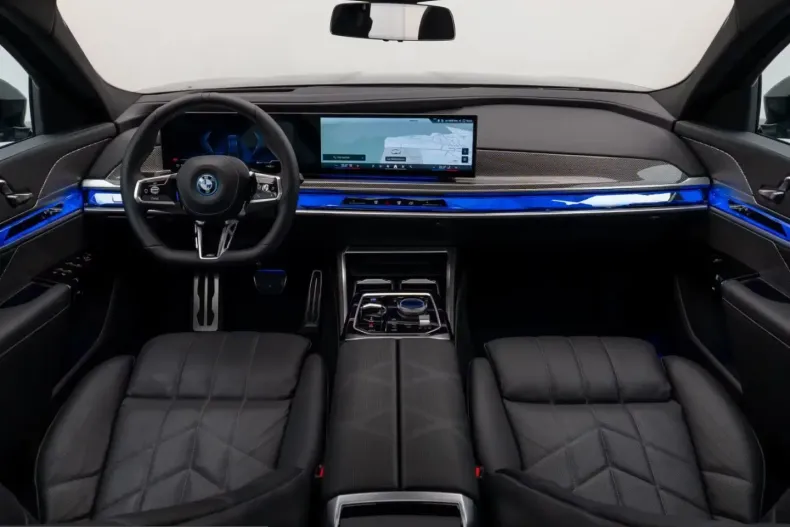 BMW i7 (Seria 7) din 2023 cu 23.029 km - oferta BMW225529 - foto 12