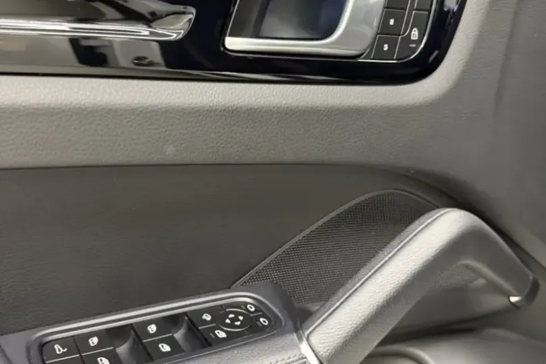 Porsche Cayenne din 2023 cu 82.000 km - oferta POR225531 - foto 15