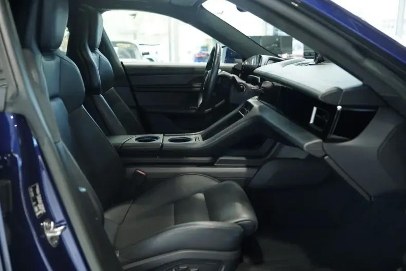 Porsche Taycan din 2022 cu 50.000 km - oferta POR225532 - foto 13