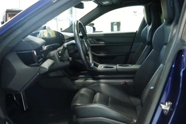 Porsche Taycan din 2022 cu 50.000 km - oferta POR225532 - foto 23