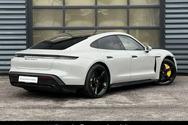 Porsche Taycan din 2023 cu 68.900 km - oferta POR225533 - foto 7