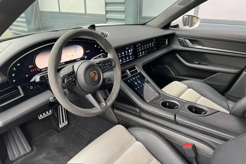 Porsche Taycan din 2023 cu 68.900 km - oferta POR225533 - foto 13