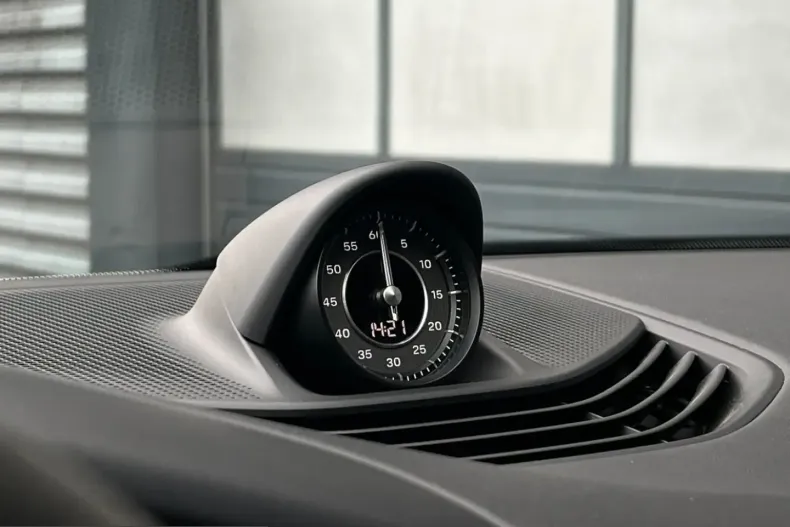 Porsche Taycan din 2023 cu 68.900 km - oferta POR225533 - foto 21