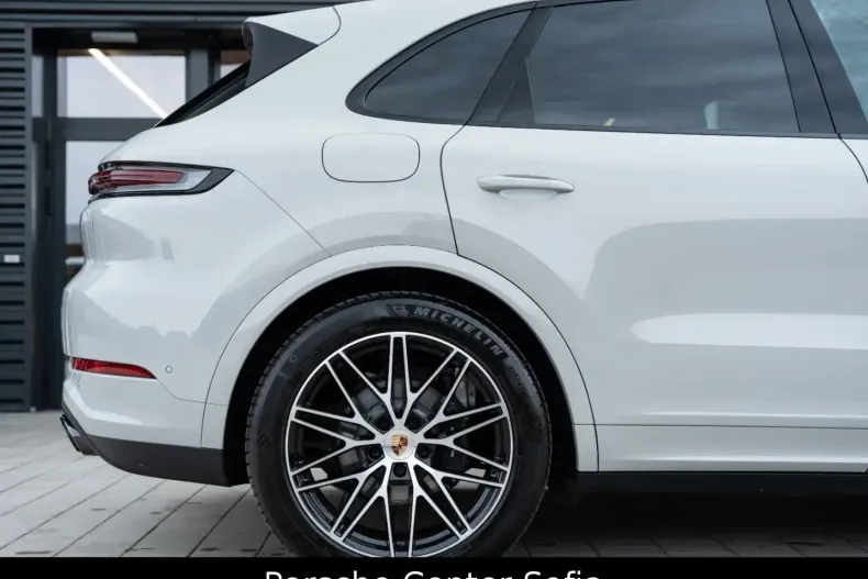 Porsche Cayenne din 2025 cu 21.500 km - oferta POR225534 - foto 39