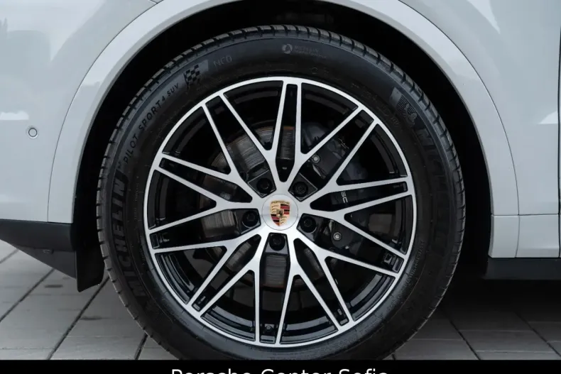 Porsche Cayenne din 2025 cu 21.500 km - oferta POR225534 - foto 45