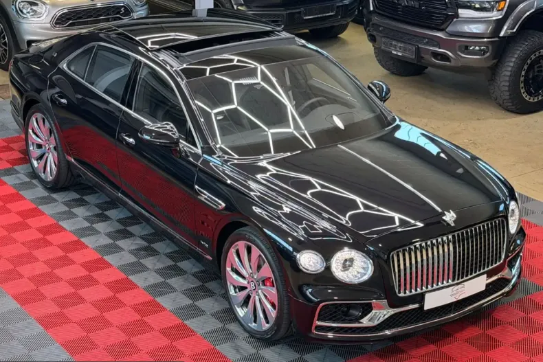 Bentley Flying Spur din 2021 cu 42.000 km - oferta BEN225539 - foto 1