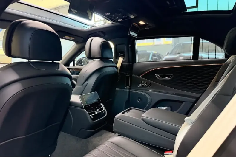 Bentley Flying Spur din 2021 cu 42.000 km - oferta BEN225539 - foto 37