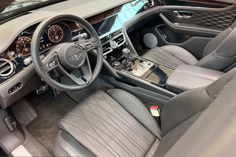 Bentley Flying Spur din 2021 cu 42.000 km - oferta BEN225539 - foto 47