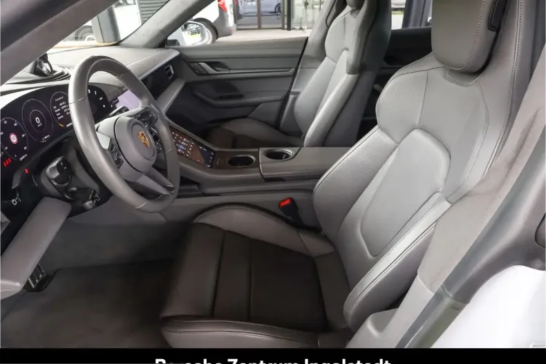 Porsche Taycan din 2022 cu 33.100 km - oferta POR225542 - foto 22