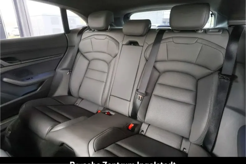 Porsche Taycan din 2022 cu 33.100 km - oferta POR225542 - foto 28