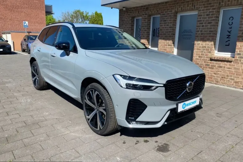 Volvo XC60 din 2025 cu 16.287 km - oferta VOL225544 - foto 1