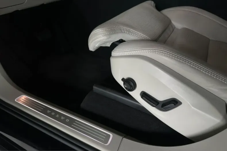 Volvo XC90 din 2024 cu 76.000 km - oferta VOL225546 - foto 14