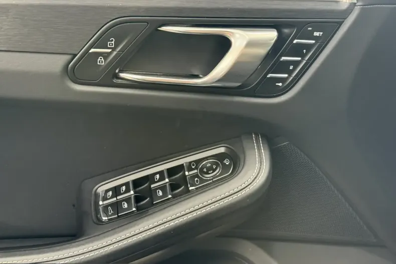 Porsche Macan din 2023 cu 124.739 km - oferta POR225547 - foto 16