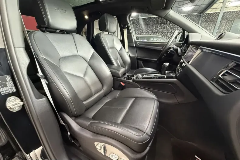 Porsche Macan din 2023 cu 124.739 km - oferta POR225547 - foto 19