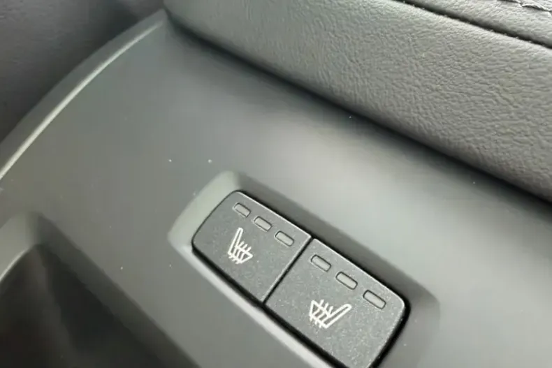 Volvo XC60 din 2025 cu 27.050 km - oferta VOL225548 - foto 12