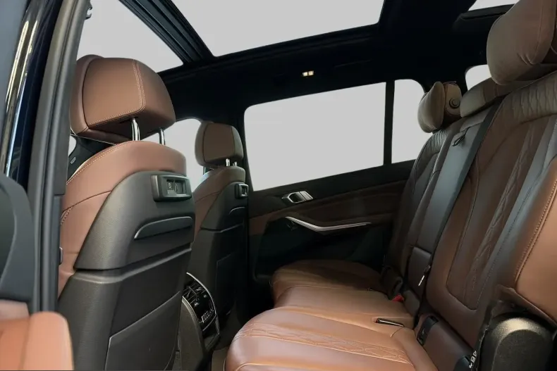 BMW X7 (Seria X) din 2022 cu 74.382 km - oferta BMW225553 - foto 17
