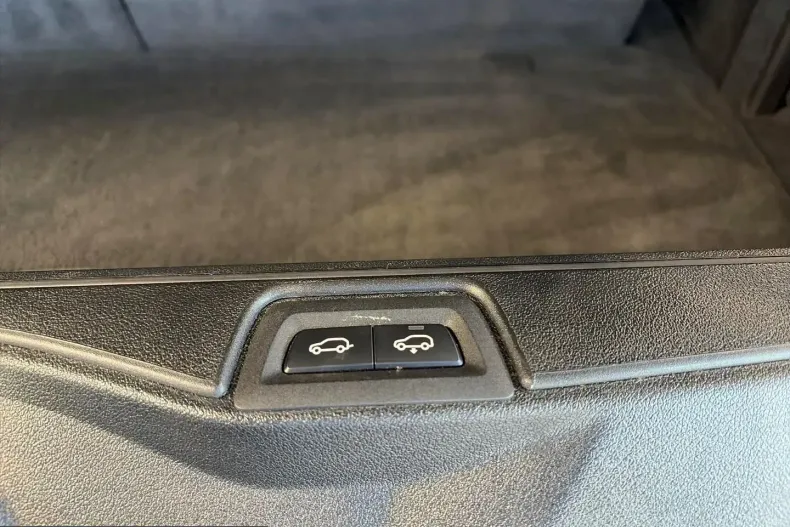 BMW X7 (Seria X) din 2022 cu 74.382 km - oferta BMW225553 - foto 28