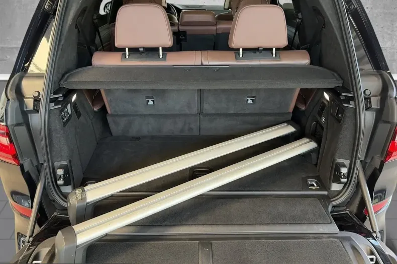 BMW X7 (Seria X) din 2022 cu 74.382 km - oferta BMW225553 - foto 30