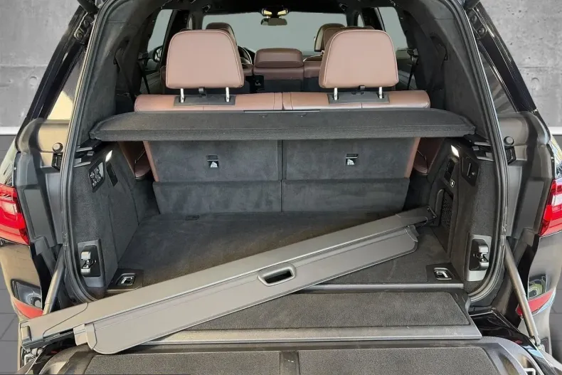 BMW X7 (Seria X) din 2022 cu 74.382 km - oferta BMW225553 - foto 31