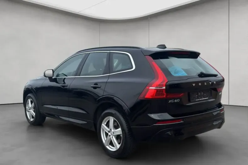 Volvo XC60 din 2023 cu 83.017 km - oferta VOL225561 - foto 3