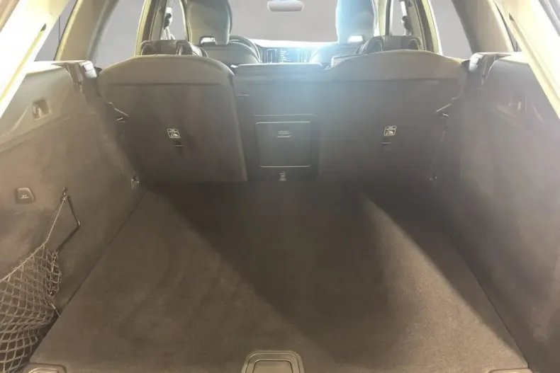 Volvo XC60 din 2023 cu 83.017 km - oferta VOL225561 - foto 5