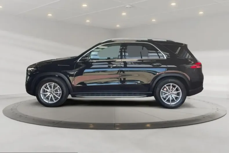 Mercedes-Benz GLE 300 (Clasa GLE) din 2025 cu 8.936 km - oferta MER225566 - foto 3