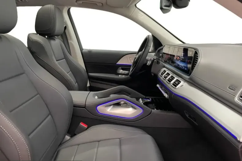 Mercedes-Benz GLE 300 (Clasa GLE) din 2025 cu 8.936 km - oferta MER225566 - foto 8