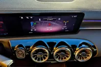 Mercedes-Benz CLA 200 (Clasa CLA) din 2024 cu 10.264 km - oferta MER225567 - foto 11