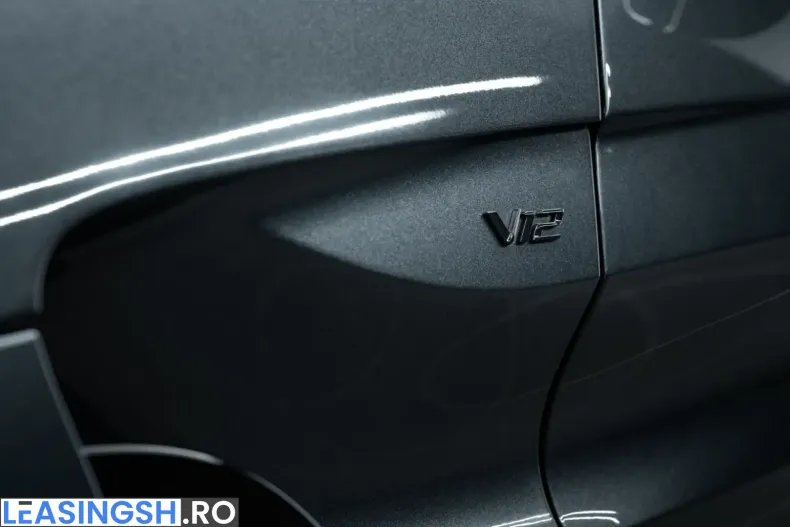 Aston Martin V12 Vantage din 2023 cu 3.300 km - oferta AST225572 - foto 15