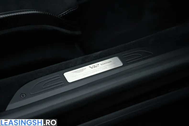Aston Martin V12 Vantage din 2023 cu 3.300 km - oferta AST225572 - foto 22