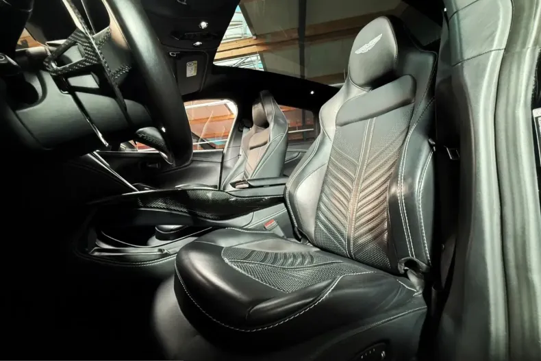 Aston Martin DBX din 2023 cu 33.310 km - oferta AST225573 - foto 21