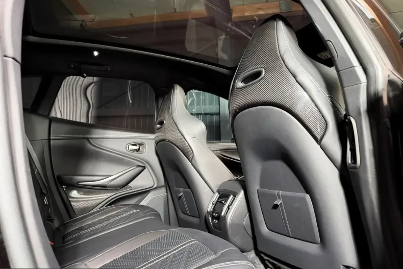 Aston Martin DBX din 2023 cu 33.310 km - oferta AST225573 - foto 31
