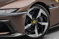 Ferrari 12Cilindri din 2025 cu 4.100 km - oferta FER225575 - foto 9