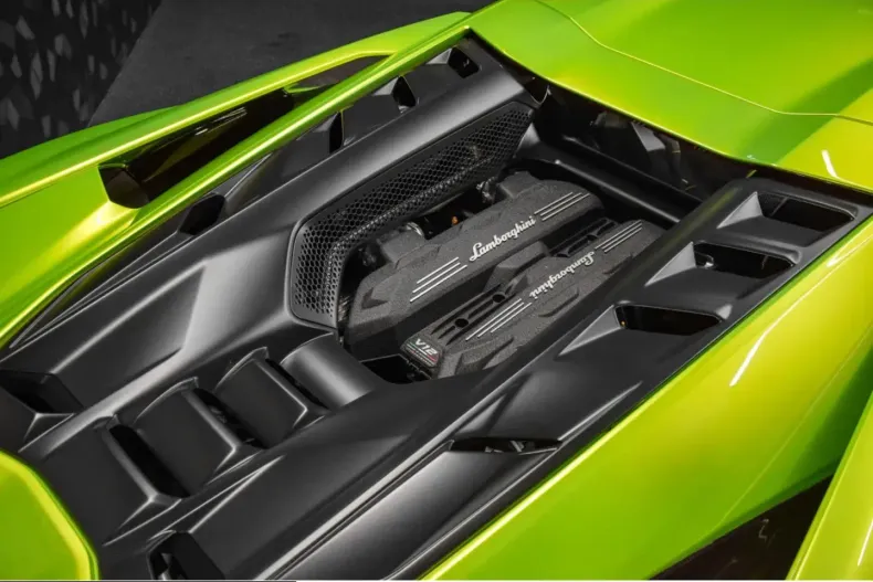Lamborghini Revuelto din 2025 cu 2.190 km - oferta LAM225579 - foto 13